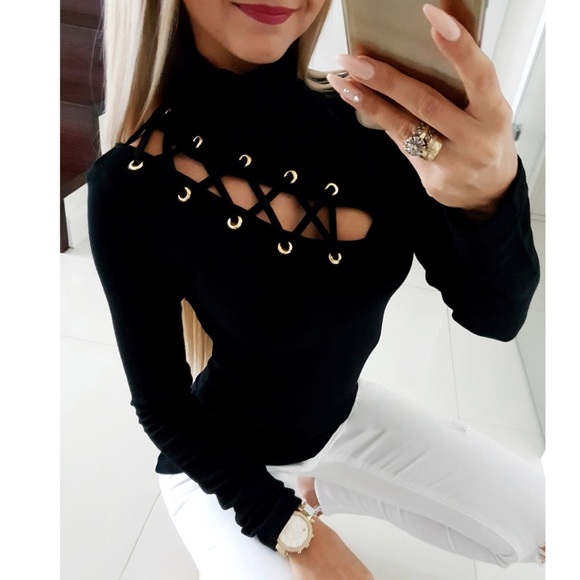 Tops - Cross cross fitted shirt
